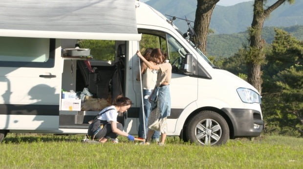 [2 박   이상   가능 ] 타이거캠핑   쏠라티   모터홈