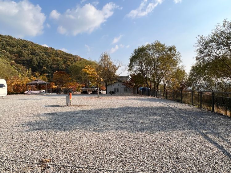 진천 힐사이드 캠핑장